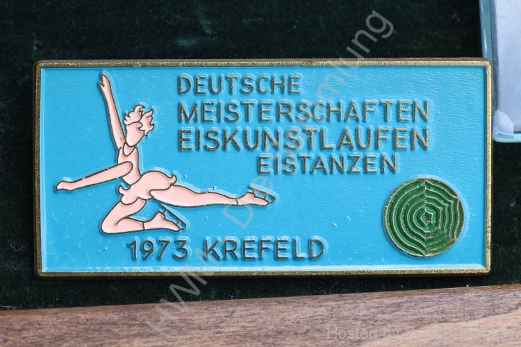 Deutsche Meisterschaften Eiskunstlauf Eistanzen 1973 Krefeld Anstecker