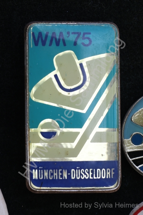 WM '75 München - Düsseldorf Anstecker