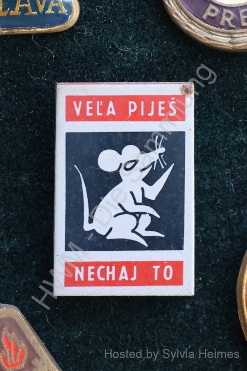 Vel'a pijes nechaj to Anstecknadel