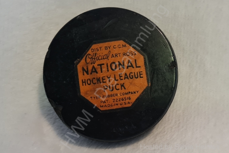 National Hockey League Puck