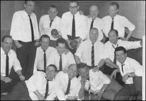 Noch in den 90ern kegelte der 1952 von den Meisterspielern gegründete Kegelverein "Paf drop. 