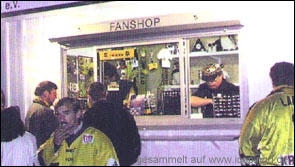 Container - Fan Shop Saison 1998/99.